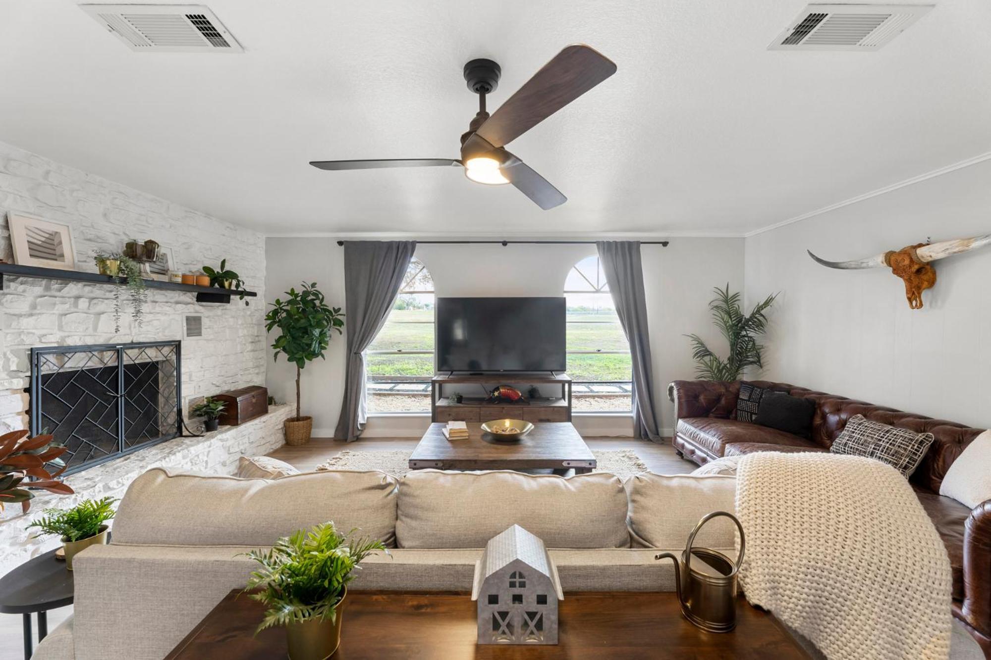 Villa Farm Retreat With Jacuzzi, Fire Pit, Mini Goats, Mini Ponies And Mini Cows San Marcos Zimmer foto