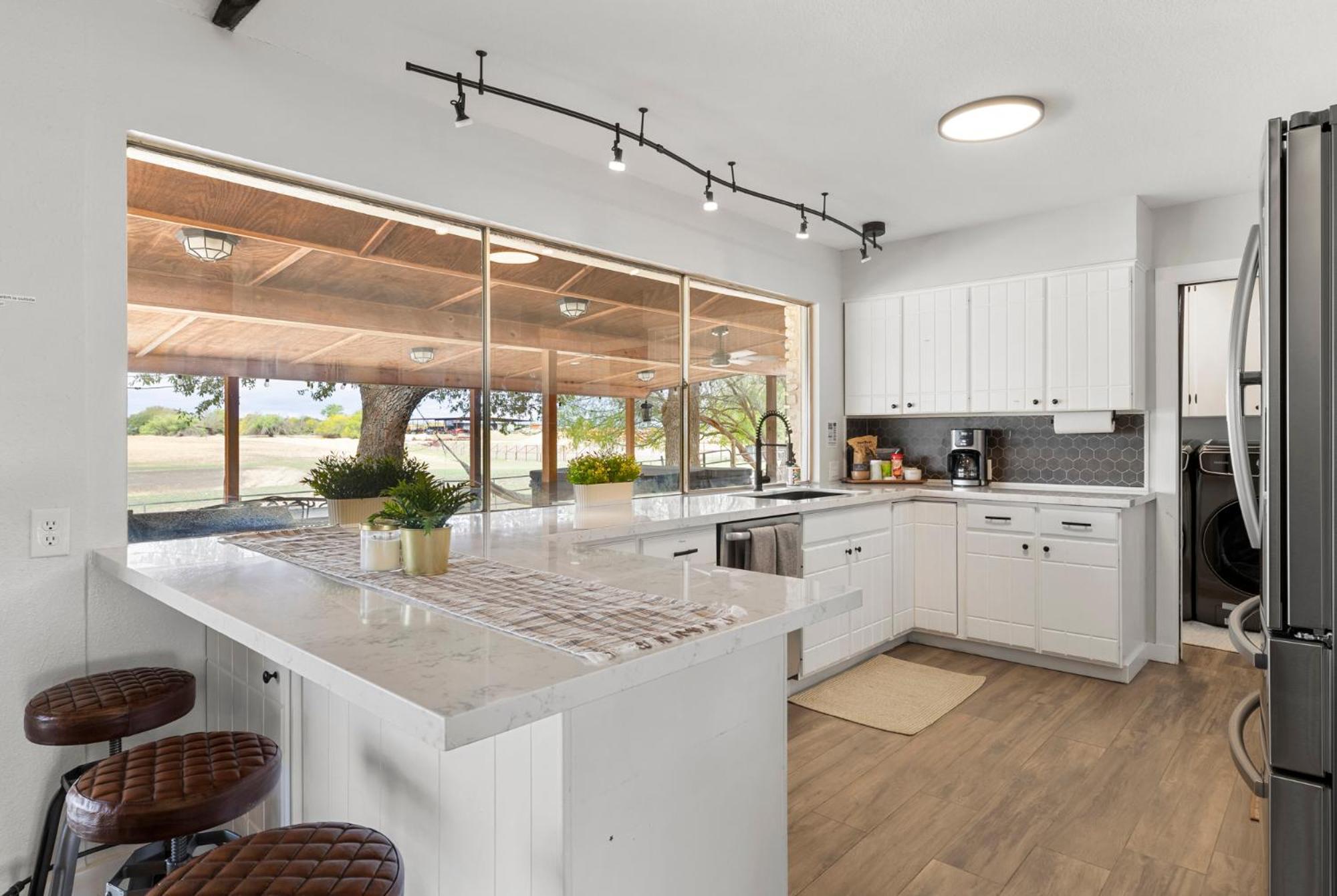 Villa Farm Retreat With Jacuzzi, Fire Pit, Mini Goats, Mini Ponies And Mini Cows San Marcos Zimmer foto